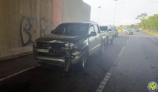 Triple choque de vehículos en la autopista de Luque •