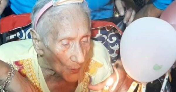 La Nación / Abuelita cumplió 103 años de vida