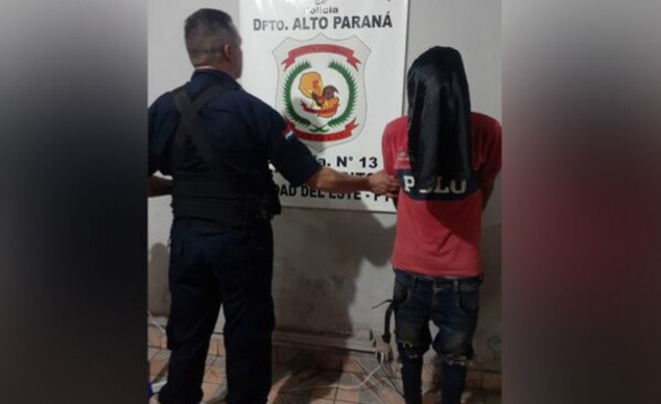 Piden cárcel para joven que atacó a golpes y con machete a su pareja