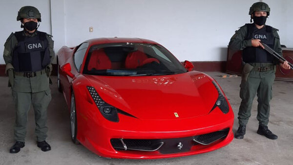 Diario HOY | Incautan en Formosa una Ferrari que iba de manera ilegal desde Asunción a Buenos Aires