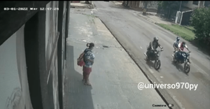 Balean a joven delivery en Luque