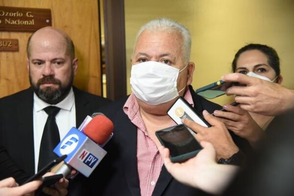 Ozorio renuncia como diputado