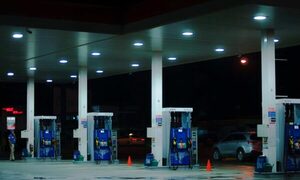 Reajuste de precios de combustibles “no pasará de esta semana”