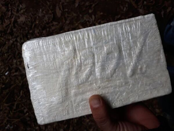 Esta es la cocaína de alta pureza que “enloqueció” al Comando Vermelho y estrenó a Ozorio como productor de droga - Nacionales - ABC Color