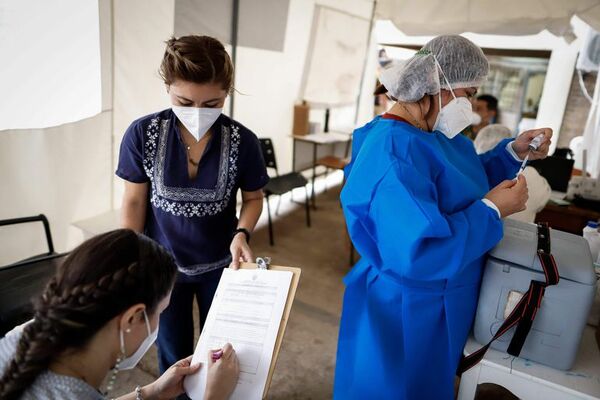 Unas 2.400 millones de mujeres no tienen mismos derechos económicos que los hombres - Nacionales - ABC Color