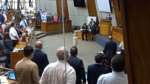 Guadalupe Aveiro jura en reemplazo de Juan Carlos Osorio, vinculado al narcotráfico - La Clave