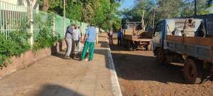 Intensifican limpiezas en escuelas de Franco - La Clave
