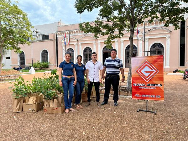 Global Genesis Inmobiliaria entrega plantines de especies nativas a la municipalidad de Concepción