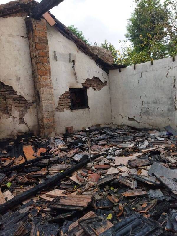Crónica / Nenita de 3 años fue salvada del fuego por un “Ángel” que es su hermanito