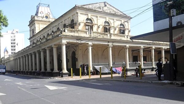 Enrejarían la Estación del Ferrocarril en forma temporal pero indefinida - Nacionales - ABC Color