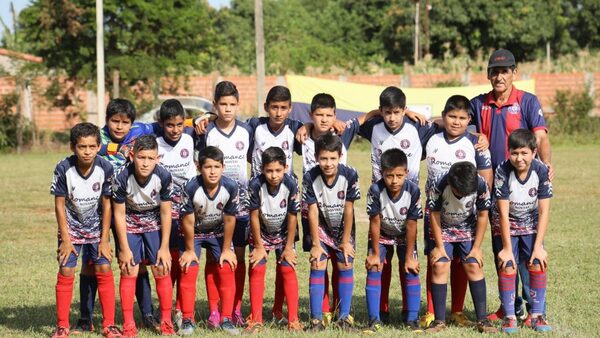 CERRO DE FRANCO TENDRÁ SU “ACADEMIA AZULGRANA”