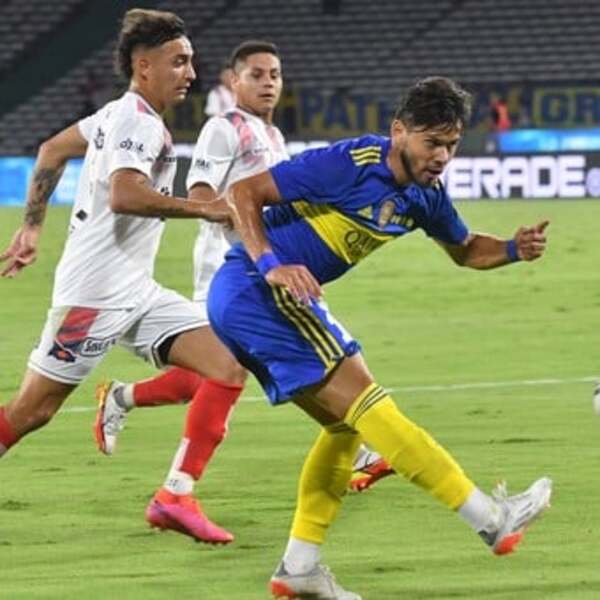 Óscar Romero debutó con el ‘pie derecho’ en Boca