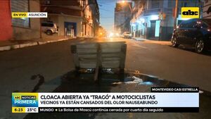 Cloaca abierta en pleno microcentro  - ABC Noticias - ABC Color