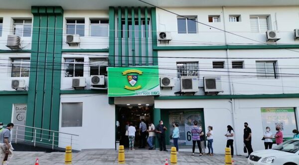 Estampida de ahorristas de cooperativa: retiraron G 12 mil millones en un solo día