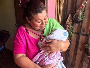 Madre apela a la solidaridad de la ciudadanía para costear estudios de su beba prematura