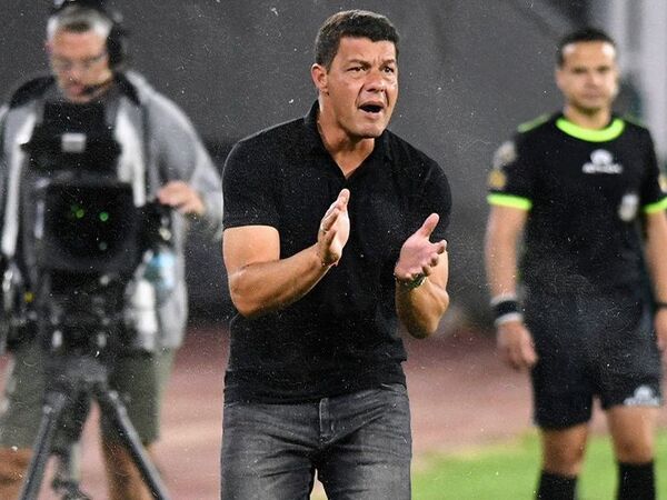 ¿Qué dijo Battaglia por el debut de Óscar Romero? - Fútbol Internacional - ABC Color