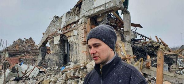 Bajo las bombas en Ucrania, Oleg llora a su mujer y desea el infierno para Putin