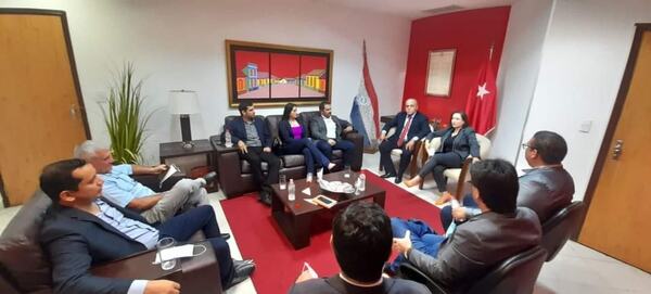 Gestionan histórica compensación de Itaipu para Hernandarias - La Clave