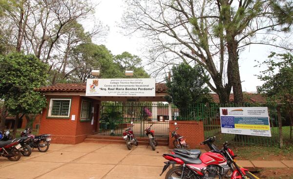 Sorprenden a estudiante con marihuana en el Colegio Técnico de Encarnación