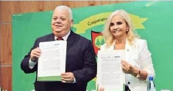 La Nación / Ministra de la Senad y el ex diputado narco en convenio anti drogas