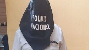 Policía recibió un balazo tras forcejear con un guardia