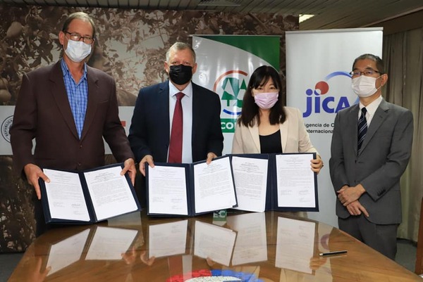 Mediante cooperación buscan fortalecer rubro porcino, yerba mate y tomate