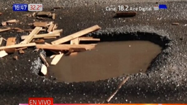 Descomunal buraco sobre la Avda. Fernando de la Mora | Noticias Paraguay