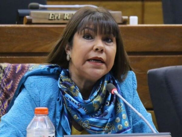 Celesta Amarilla: Pablo Escobar no compraba drogas desde el Congreso, Ozorio sí, y a nuestro lado