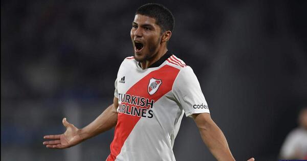Robert Rojas renovó con River y tendrá la cláusula de salida más alta del plantel
