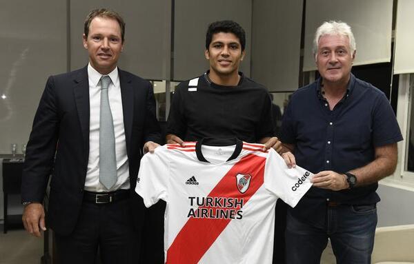River Plate renovó contrato con Robert Rojas hasta el 2024