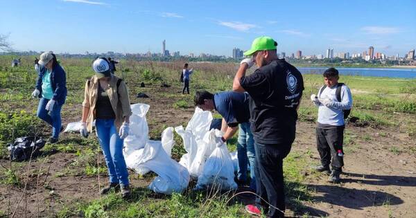 La Nación / En el Día de la Naturaleza, Municipalidad de Asunción realizó minga en reserva San Miguel