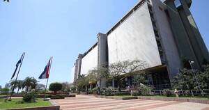 La Nación / Falta coordinación en el Equipo Económico