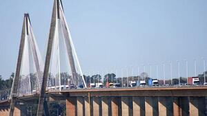 Excesivas demoras en el Puente San Roque son por falta de personal y se analiza incorporar nuevos carriles