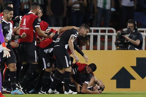 Olimpia y otra noche heroica en Copa Libertadores - Radio Imperio