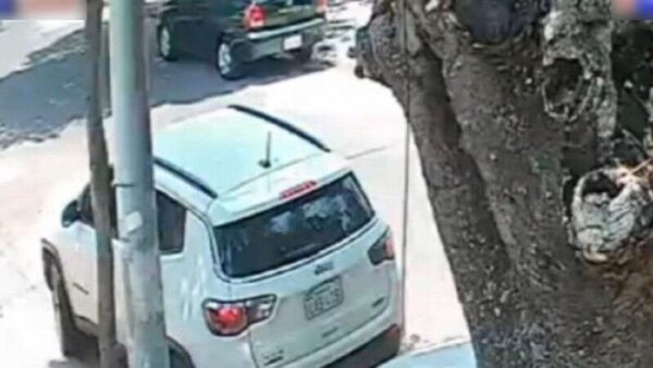 Kattya González denuncia que fue espiada por supuestos policías