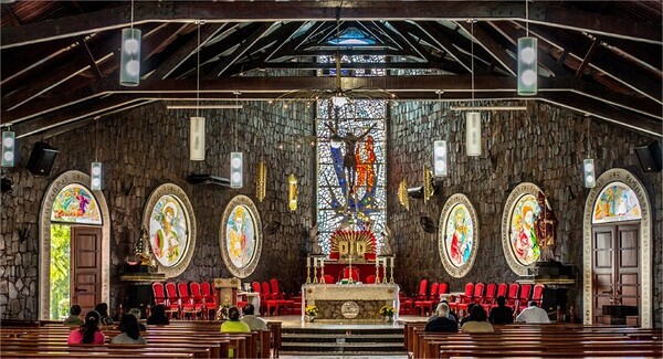 Hurtan rosario de oro de la Catedral de CDE - La Clave