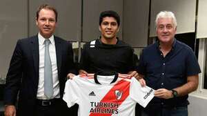 River le mejoró el contrato a Robert Rojas y fijó una cláusula de rescisión “imposible”