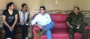 Muchas visitas, cero resultados - Nacionales - ABC Color