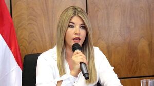 Cynthia Tarragó "SE RÍE" de todas las especulaciones sobre ella