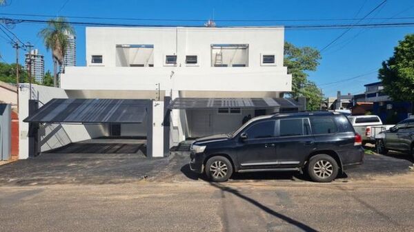 Allanan más propiedades vinculadas a Alberto Koube y lavado de dinero