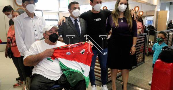 La Nación / Futbolista repatriado de Ucrania pide oportunidad a clubes paraguayos