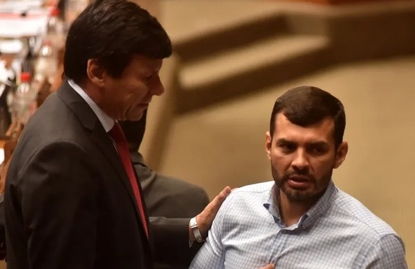 Guerra entre Diputados se traslada a las redes sociales, tras cambio de mesa directiva