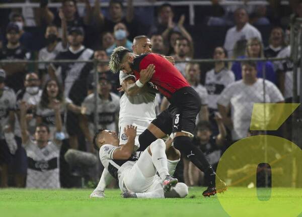 Crónica / Alex Barboza se descarga: “Solo yo sé lo que viví con respecto a la discriminación”