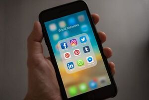Rusia bloquea a Facebook en todo el país