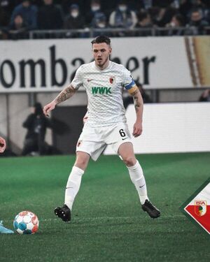 El Augsburgo se aleja del descenso y compromete al Arminia Bielefeld - Fútbol Internacional - ABC Color