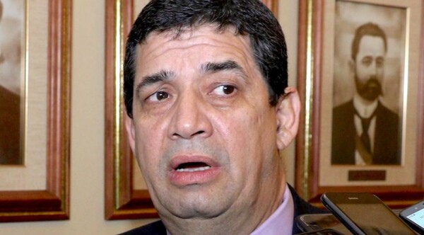Diario HOY | Velázquez analiza traición a la ANR en el caso de perder las internas