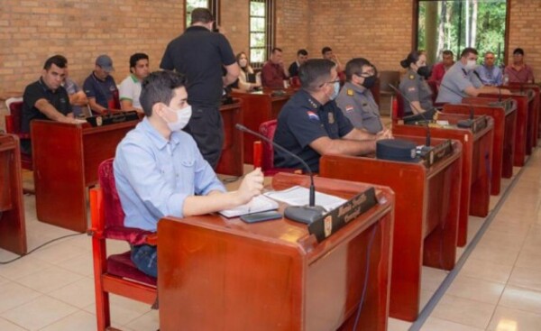 Buscan generar soluciones a la crisis comercial en Ciudad del Este