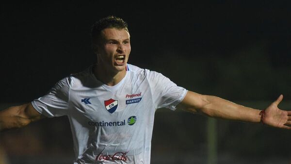 Nacional consigue su primera victoria