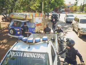 Ciudad del Este: envían casillas rodantes a corralón por ocupar veredas   - ABC en el Este - ABC Color