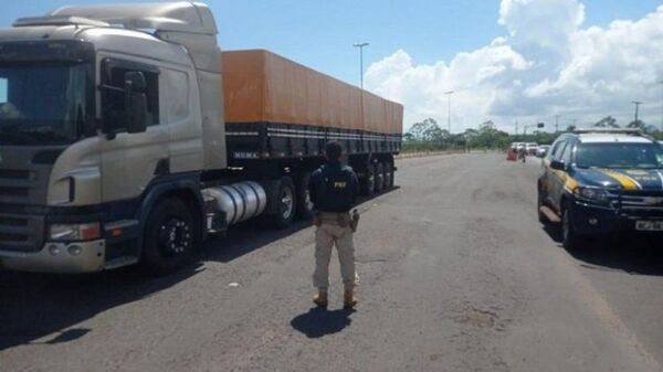 Brasil incauta 400.000 paquetes de cigarrillos procedentes de Paraguay